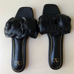 Valentino Slides